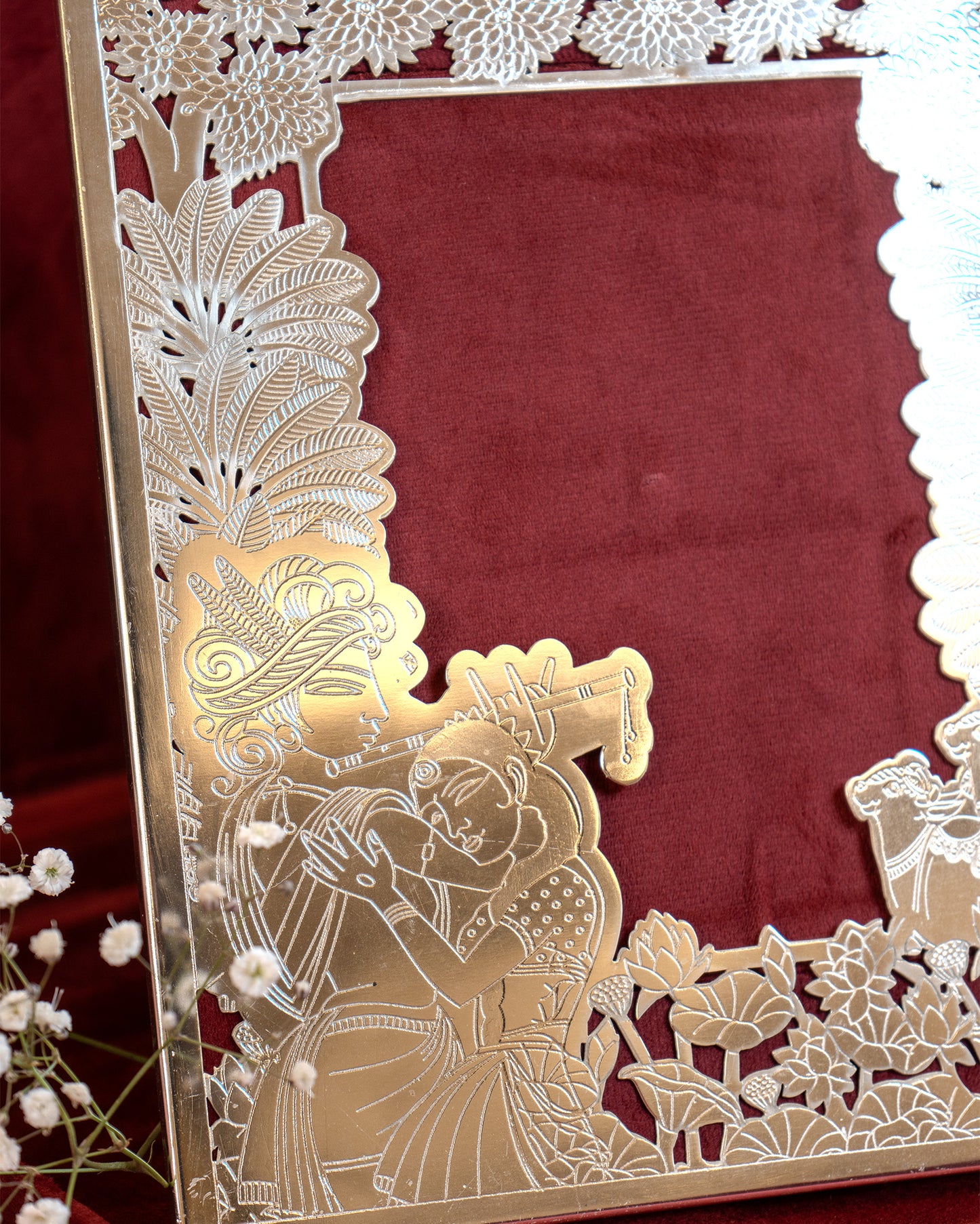 Silver-Plated Decorative Photo Frame – Wedding & Gift Keepsake