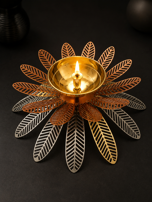 Ombré Leaf Bloom Tealight Diya
