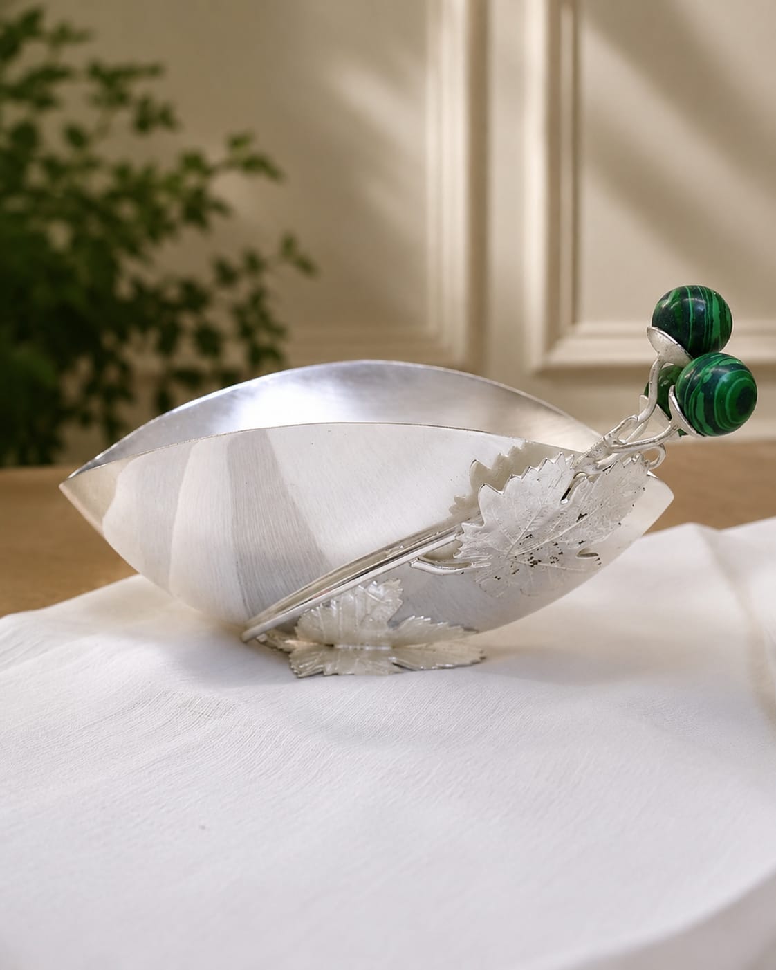 Luxury Silver-Plated Leaf Maple Boat Shaped Bowl