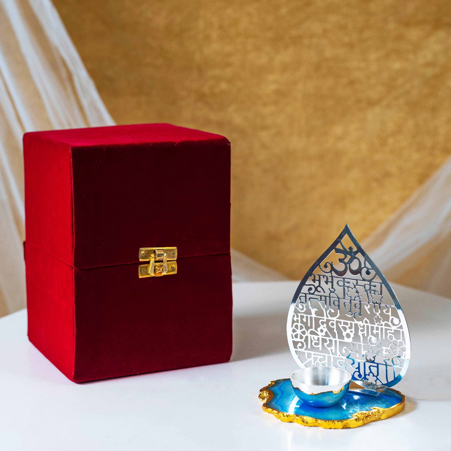Silver-Plated Gayatri Mantra T-Light on Agate – A Divine Fusion of Elegance & Spirituality